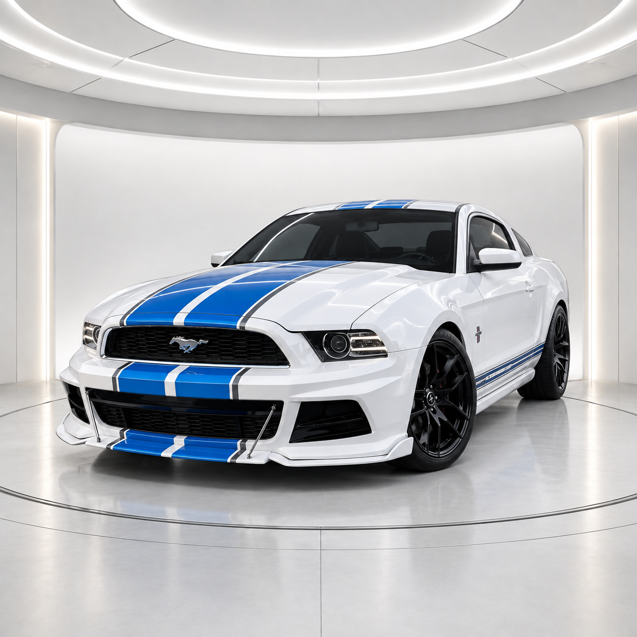 Ford Mustang Coupe White/Blue